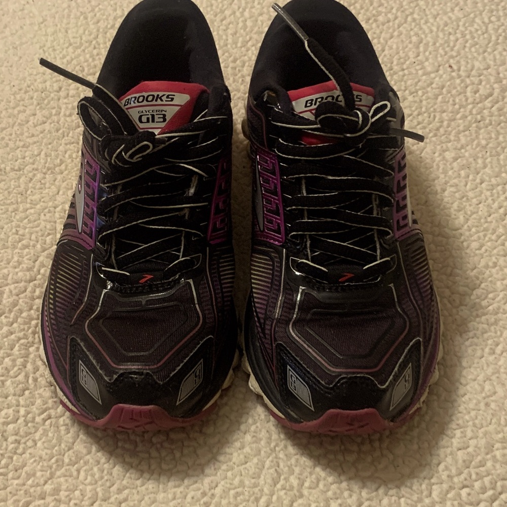 Brooks Women's Athletic Shoes in Black and Purple